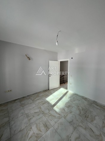 Уникальное предложение под гражданство в центре Авсалара, 2 дуплекса общей площадью 270м2 в 900 метрах от пляжа Инжекум - Ракурс 15