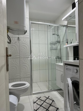 Просторная и светлая квартира 1+1 площадью 60 м2 в 250 м от моря в районе Махмутлар - Ракурс 18