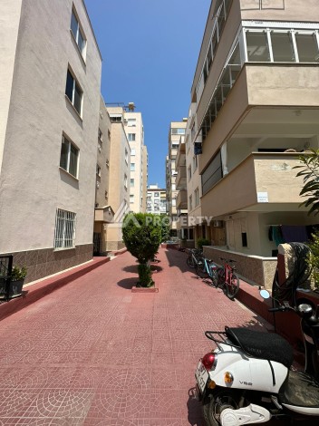 Продажа апартаментов планировкой 2+1 и площадью 130 м2 в 350 м от моря в зеленом районе Оба - Ракурс 2