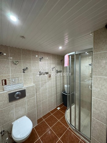 Продажа апартаментов планировкой 2+1 и площадью 130 м2 в 350 м от моря в зеленом районе Оба - Ракурс 24