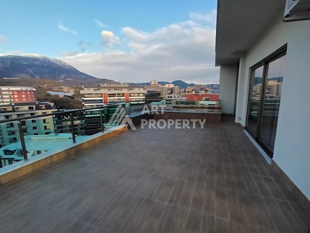 Дуплекс 3+1 с панорамным видом в Махмутларе, 220 кв.м. - Ракурс 16