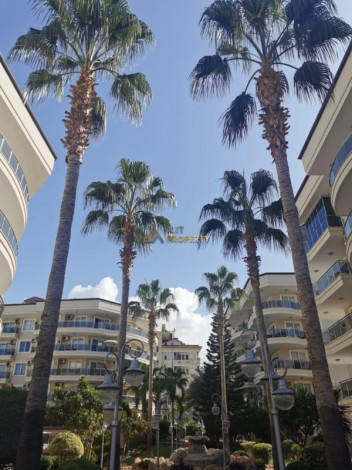 Трехкомнатные меблированные апартаменты в элитном комплексе в Тосмуре, 115м2 - Ракурс 2