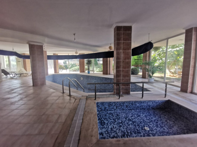 Трехкомнатные меблированные апартаменты в элитном комплексе в Тосмуре, 115м2 - Ракурс 5