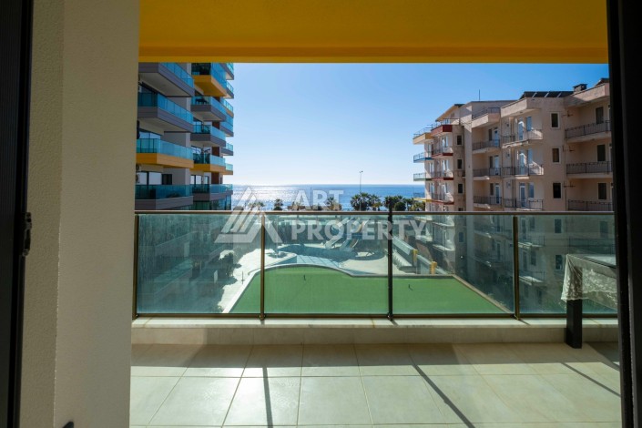 Квартира 2+1 с видом на море на первой береговой линии, 80 кв.м. Махмутлар, Алания - Ракурс 2