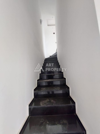 Продажа дуплекса 2+1 , площадью 90 м2 с видом на море  в зеленом районе Кестель в 150 м от пляжа - Ракурс 5