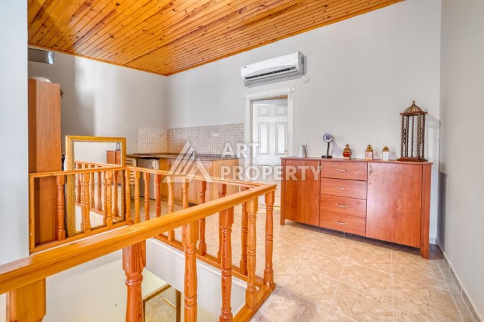 Светлый дуплекс 3+1 с видом на море в Тосмуре, 250 кв.м. - Ракурс 23