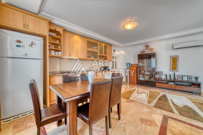 Светлый дуплекс 3+1 с видом на море в Тосмуре, 250 кв.м. - Ракурс 26