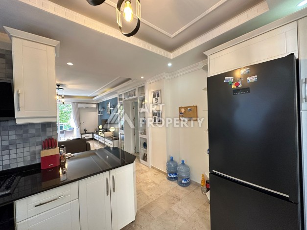 Дуплекс 4+1 с мебелью, 220 кв.м. Джикджилли. Алания. - Ракурс 4