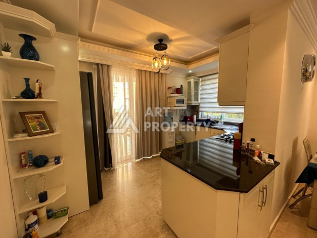 Дуплекс 4+1 с мебелью, 220 кв.м. Джикджилли. Алания. - Ракурс 7