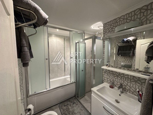 Дуплекс 4+1 с мебелью, 220 кв.м. Джикджилли. Алания. - Ракурс 14