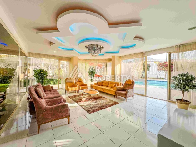 Квартира 1+1 в престижном ЖК в 450 м. от моря в Махмутларе, 65 кв.м. - Ракурс 3