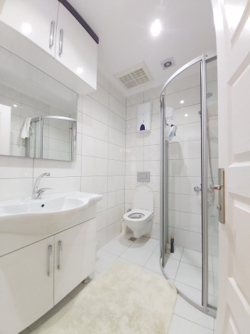 Трехкомнатная меблированная квартира в комплексе люкс класса, Махмутлар, Алания, 110 м2 - Ракурс 12