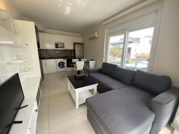 Светлая меблированная квартира 1+1 современного дизайна вблизи от моря в районе Оба, 55 м2 - Ракурс 2