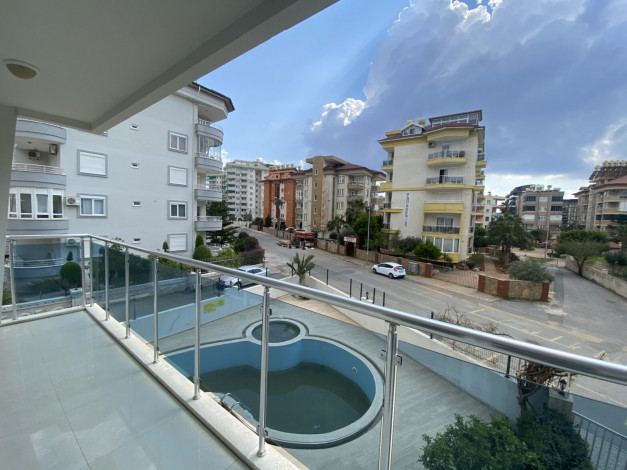 Светлая меблированная квартира 1+1 современного дизайна вблизи от моря в районе Оба, 55 м2 - Ракурс 6