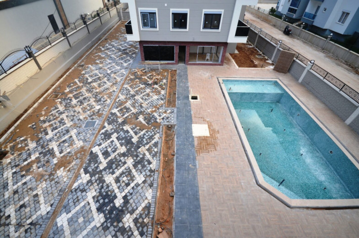 Трехкомнатная квартира с отдельной кухней в новом комплексе в районе Оба, 100 м2 - Ракурс 17