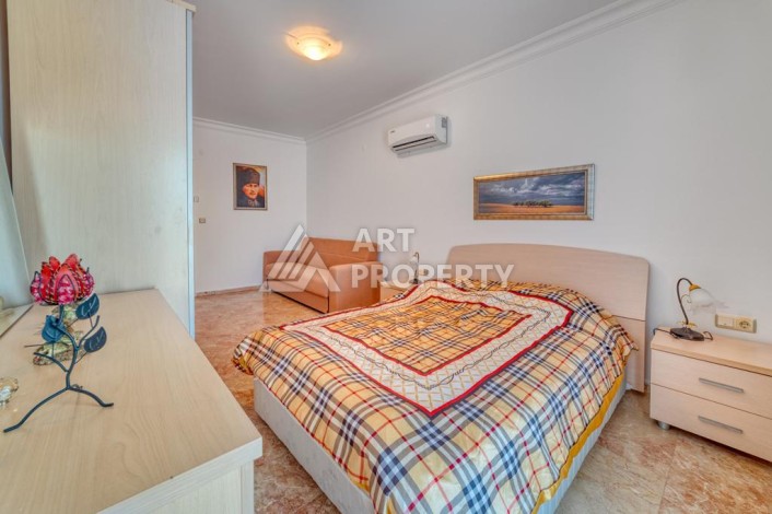 Дуплекс 3+1, 250м2, с видом на море в Тосмуре - Ракурс 9