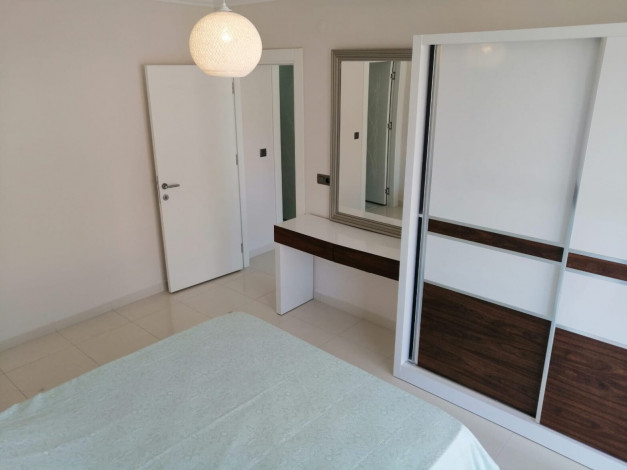 Двухкомнатная квартира с мебелью и шикарным видом на Торосские горы в центре района Оба, 110 м2 - Ракурс 21