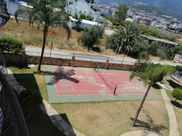 Двухкомнатная квартира с мебелью и шикарным видом на Торосские горы в центре района Оба, 110 м2 - Ракурс 28