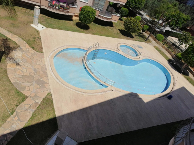 Двухкомнатная квартира с мебелью и шикарным видом на Торосские горы в центре района Оба, 110 м2 - Ракурс 31