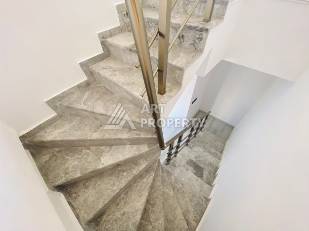 Дуплексы 2+1 и 3+1 с видом на море в центре Алании, от 115 кв.м. - Ракурс 9