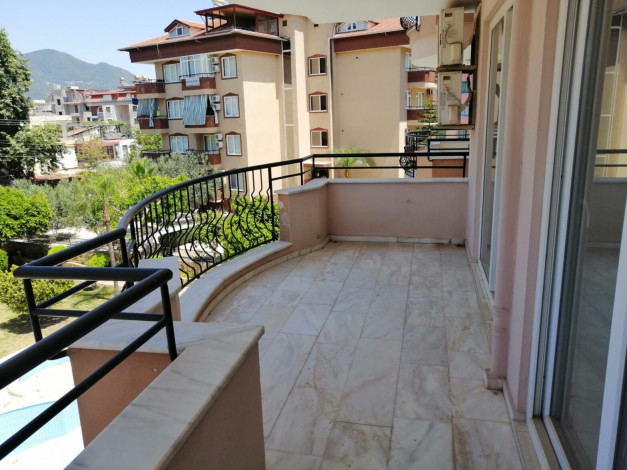 Двухкомнатная квартира с мебелью и шикарным видом на Торосские горы в центре района Оба, 110 м2 - Ракурс 34