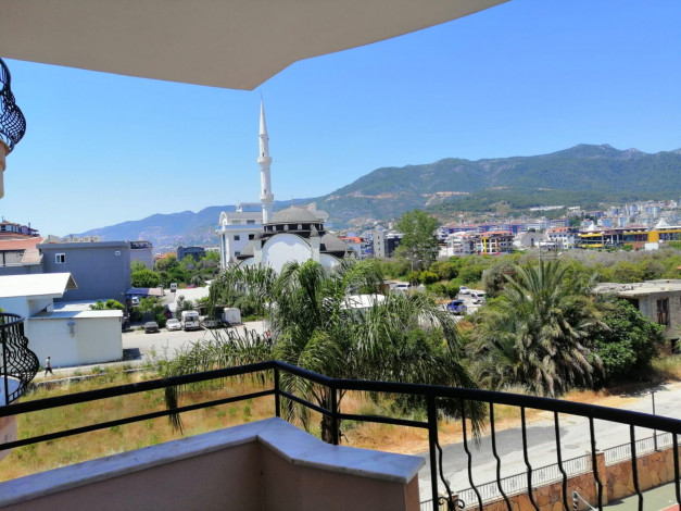 Двухкомнатная квартира с мебелью и шикарным видом на Торосские горы в центре района Оба, 110 м2 - Ракурс 37