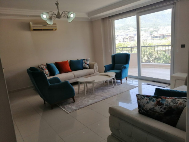 Двухкомнатная квартира с мебелью и шикарным видом на Торосские горы в центре района Оба, 110 м2 - Ракурс 40