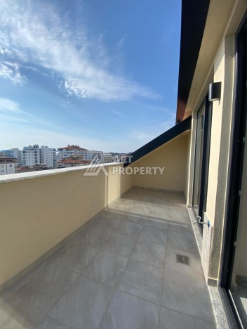 Пентхаус 2+1 с видом на море в центре Махмутлара, 96 кв.м. - Ракурс 27