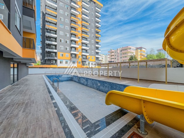 Квартира 2+1 с видом на море и крепость, 72 м2 в Махмутларе - Ракурс 3