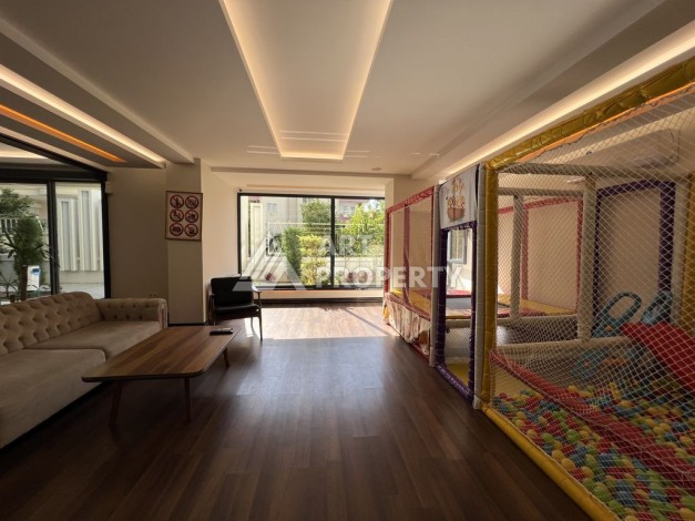 Просторная, меблированная, двухкомнатная квартира 1+1, 65м2, в 500 м от моря, Махмутлар, Алания - Ракурс 5