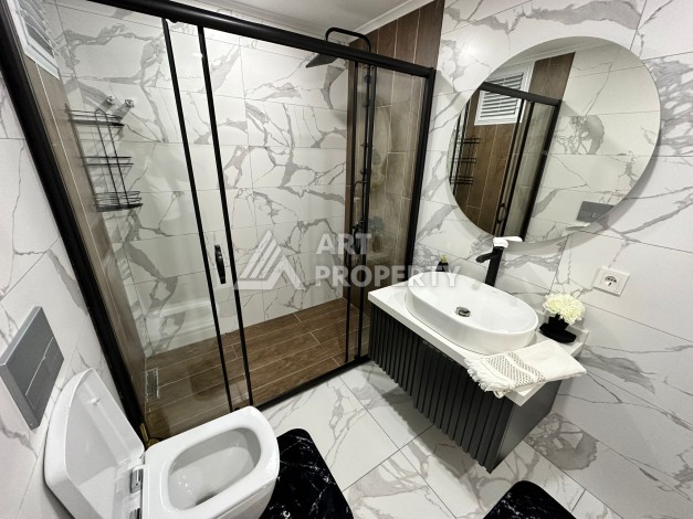Аппартаменты с шикарным ремонтом, 2+1, 125м2, в 150 м от моря, Махмутлар, Алания - Ракурс 19