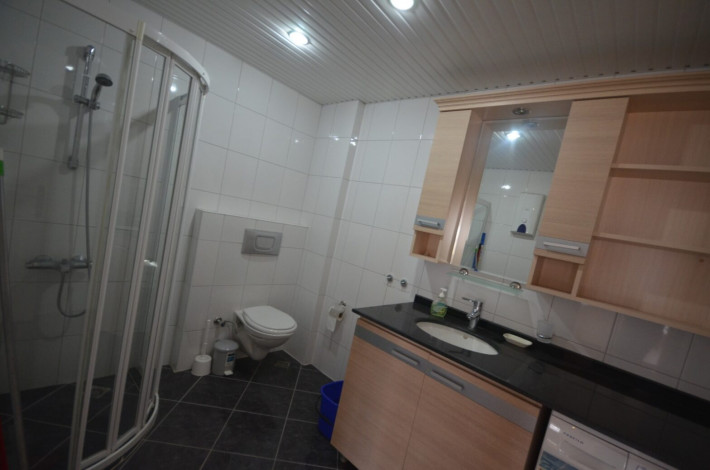 Трёхкомнатная квартира с мебелью в районе Тосмур, 115 м2 - Ракурс 17