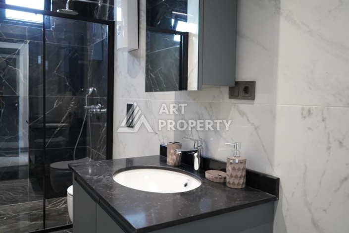 Дуплекс 4+1 в элитной резиденции, 220 кв.м. Тепе, Алания. - Ракурс 9