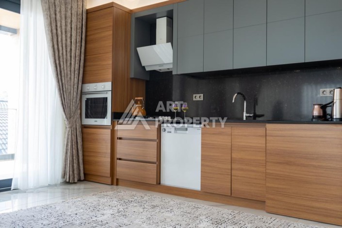 Дуплекс 4+1 в элитной резиденции, 220 кв.м. Тепе, Алания. - Ракурс 5