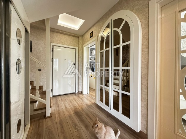 Роскошный дуплекс 4+1 в Тосмуре, 220 кв.м. - Ракурс 24