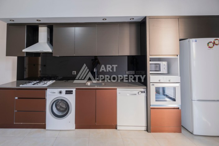 Просторная квартира 3+1 в современном ЖК, 160 кв.м. Махмутлар, Алания. - Ракурс 13