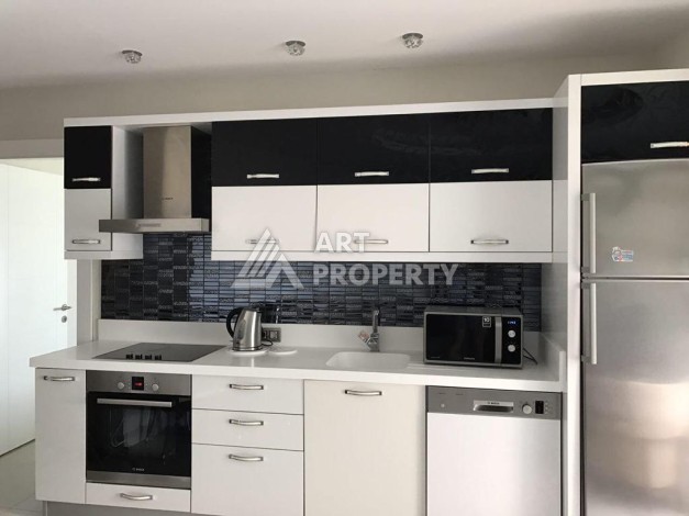 Квартира 1+1 с видом на море в элитной резиденции, 75 кв.м. Махмутлар, Алания - Ракурс 6