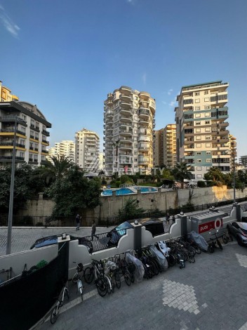 Квартира 1+1 в резиденции отельного типа в Махмутларе, 55 кв.м. - Ракурс 16