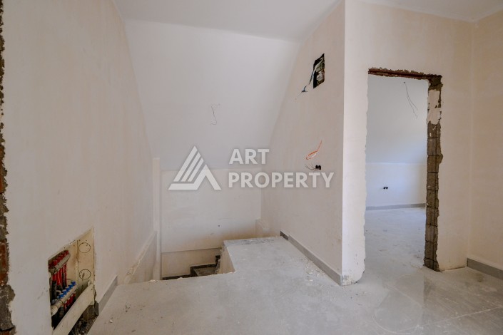 Дуплекс 3+1 с видом на море и крепость, 160 кв.м. Буюкхасбахче, Алания. - Ракурс 10