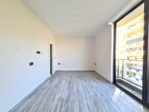 Трехкомнатная квартира с красивым видом на море и горы в Махмутлар, 180 м2 - Ракурс 4