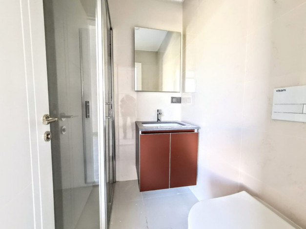 Трехкомнатная квартира с красивым видом на море и горы в Махмутлар, 180 м2 - Ракурс 5