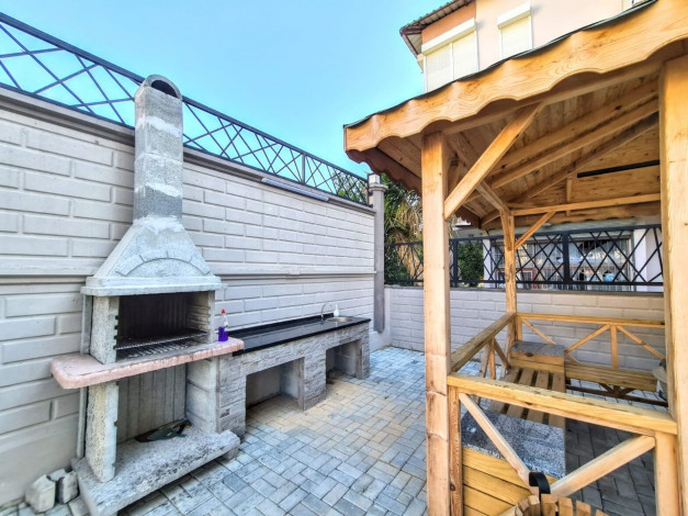 Трехкомнатная квартира с красивым видом на море и горы в Махмутлар, 180 м2 - Ракурс 21