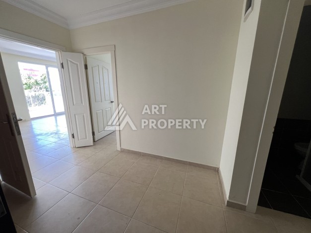 Просторная квартира 2+1 с видом на бассейн в Махмутларе, 120 кв.м. - Ракурс 4