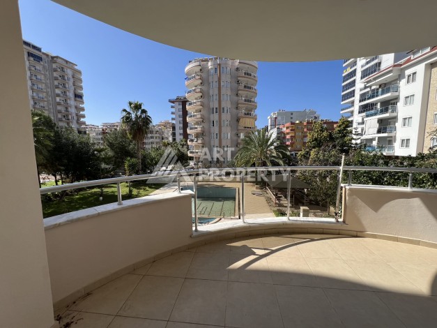 Просторная квартира 2+1 с видом на бассейн в Махмутларе, 120 кв.м. - Ракурс 12