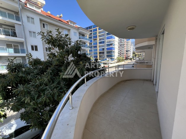 Просторная квартира 2+1 с видом на бассейн в Махмутларе, 120 кв.м. - Ракурс 22