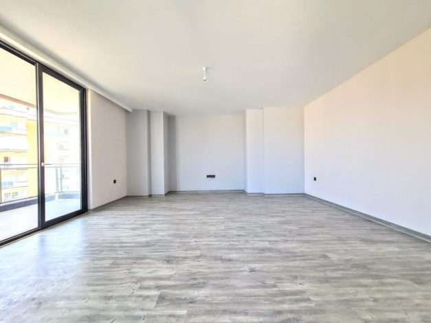 Четырехкомнатная квартира с красивым видом на море и горы в Махмутлар, 180 м2 - Ракурс 14