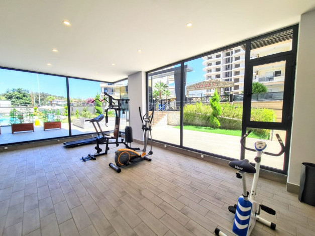 Четырехкомнатная квартира с красивым видом на море и горы в Махмутлар, 180 м2 - Ракурс 15