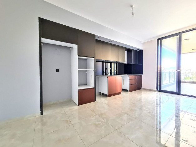 Четырехкомнатная квартира с красивым видом на море и горы в Махмутлар, 180 м2 - Ракурс 26