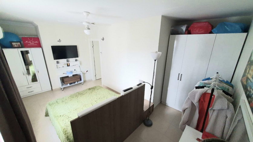 Двухкомнатная квартира в 250 метрах от моря в районе Махмутлар, 75 м2 - Ракурс 2