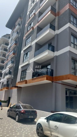 Квартира 1+1 в центре Махмутлара, 40 кв.м. - Ракурс 2